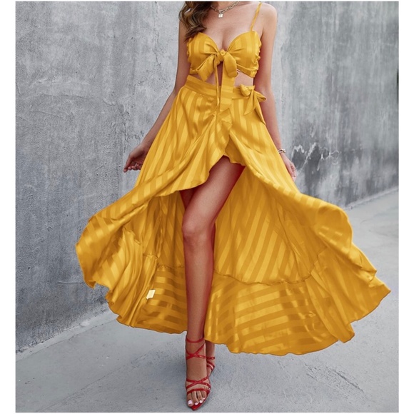 Luxe Yellow Stripe Crop Top Maxi Skirt Set - Picture 1 of 4